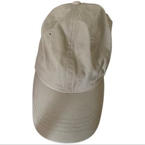 Eddie Bauer hat
